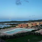 Casa Con Piscina E Accesso Diretto Al Mare Διαμέρισμα *