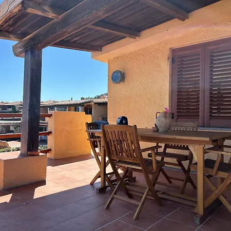 Casa Con Piscina E Accesso Diretto Al Mare