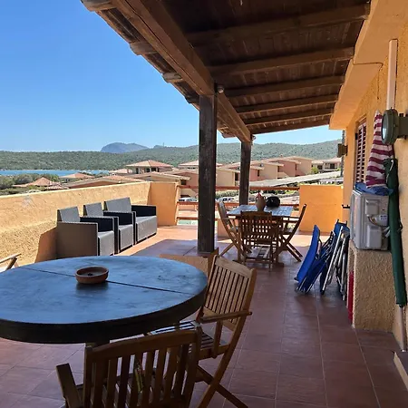 Casa Con Piscina E Accesso Diretto Al Mare