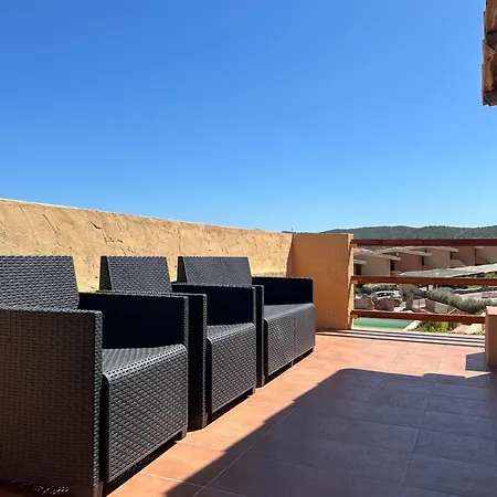 Casa Con Piscina E Accesso Diretto Al Mare *